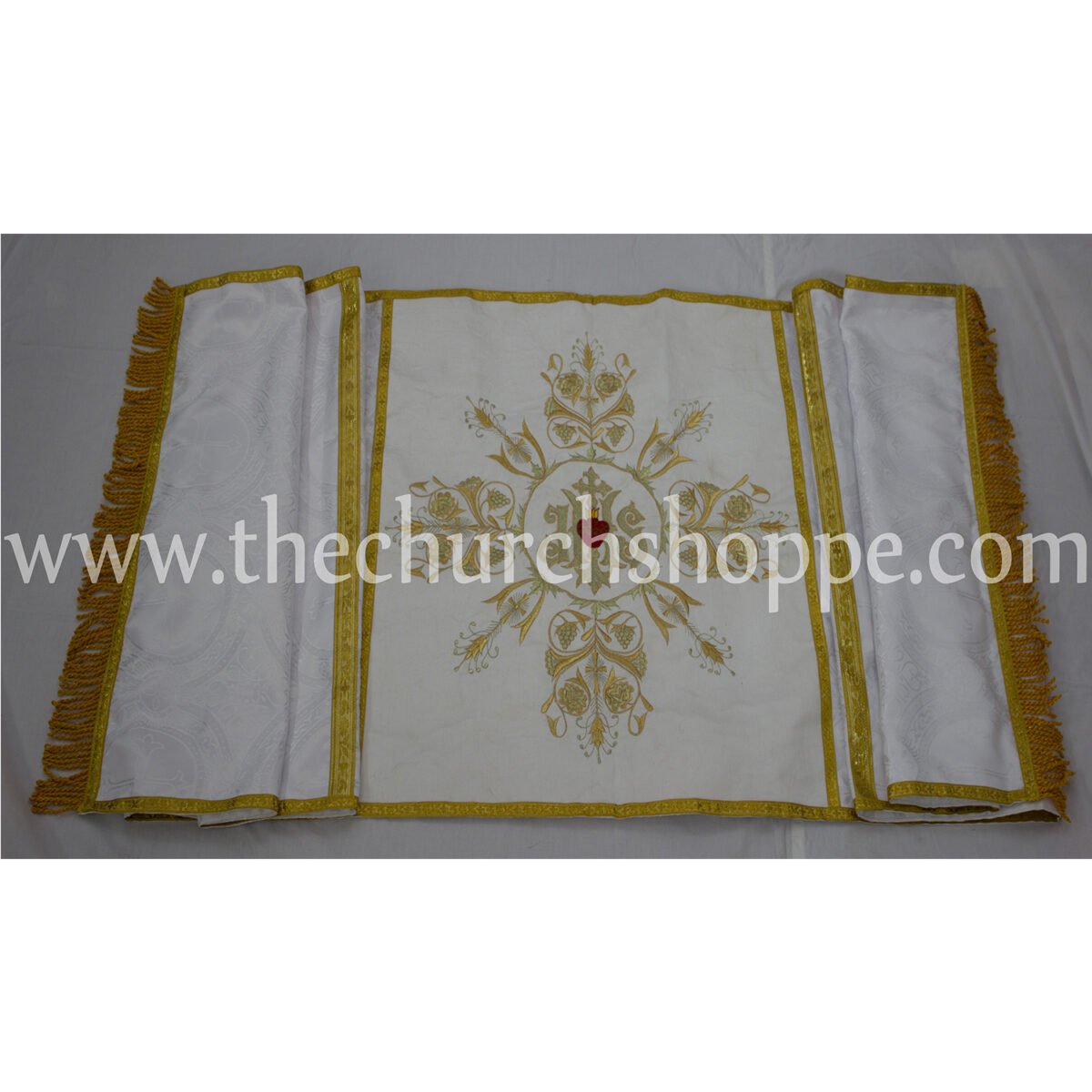 WHITE HUMERAL VEIL WITH IHS EMBROIDERY - Image 3