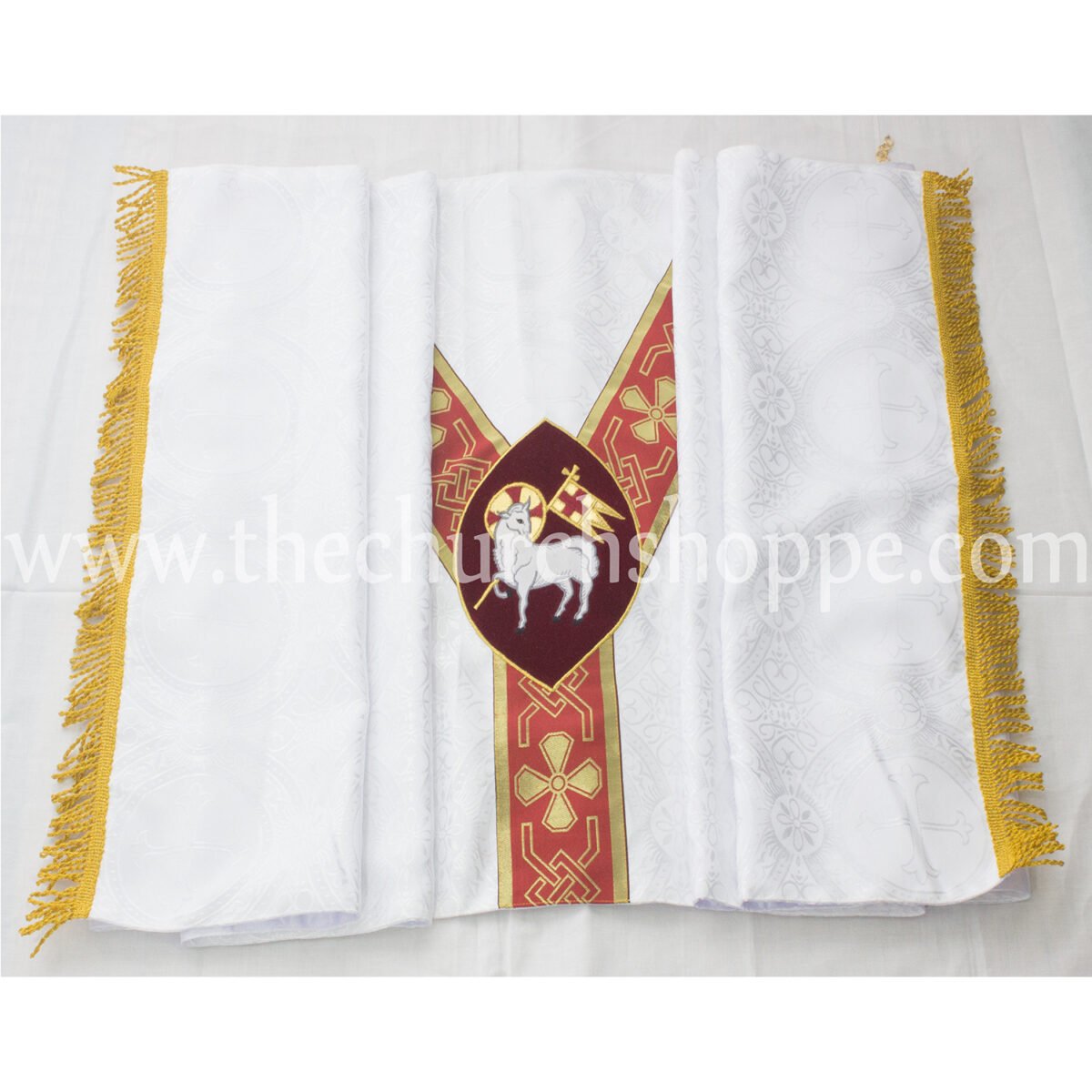 WHITE HUMERAL VEIL WITH AGNUS DEI EMBROIDERY - Image 3