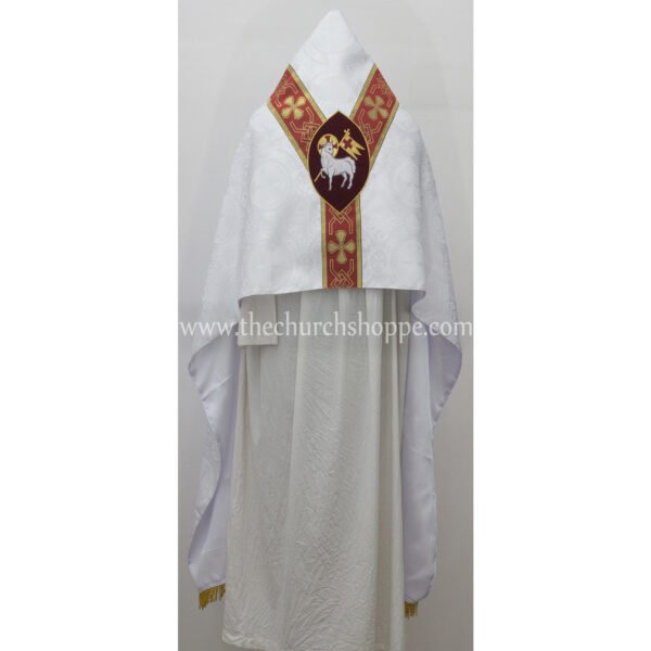 WHITE HUMERAL VEIL WITH AGNUS DEI EMBROIDERY