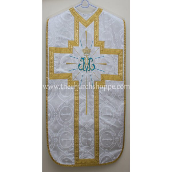 METALLIC SILVER ROMAN FIDDLEBACK CHASUBLE AND MASS SET WITH AM EMBROIDERY