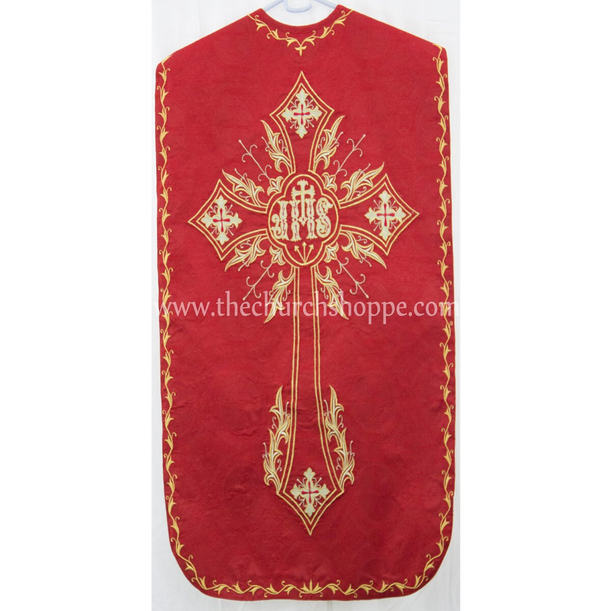 RED AND WHITE REVERSIBLE TRAVEL ROMAN FIDDLEBACK VESTMENT AND MASS SET WITH IHS EMBROIDERY - Image 4