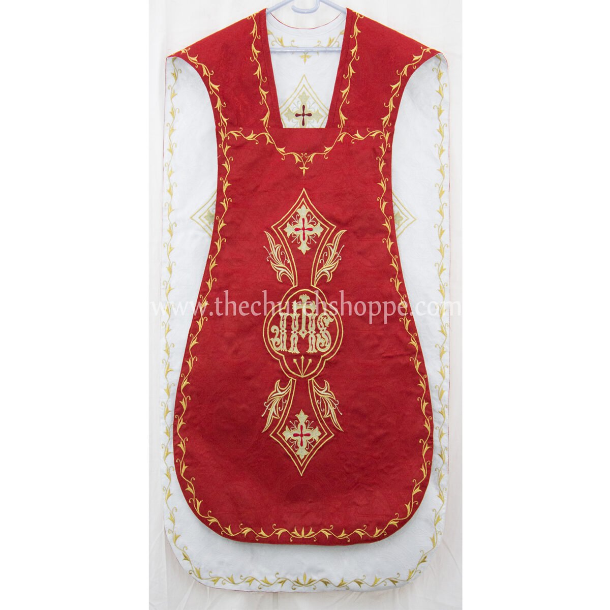 RED AND WHITE REVERSIBLE TRAVEL ROMAN FIDDLEBACK VESTMENT AND MASS SET WITH IHS EMBROIDERY - Image 5