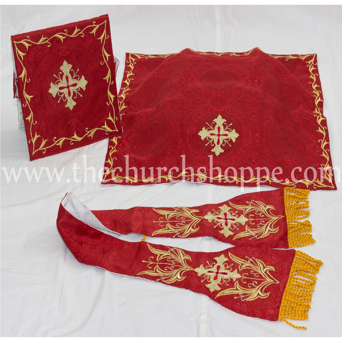 RED AND WHITE REVERSIBLE TRAVEL ROMAN FIDDLEBACK VESTMENT AND MASS SET WITH IHS EMBROIDERY - Image 7