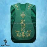 GREEN ROMAN FIDDLEBACK CHASUBLE AND MASS SET WITH IHS EMBROIDERY - Image 3
