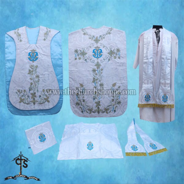 METALLIC SILVER ROMAN FIDDLEBACK CHASUBLE AND MASS SET WITH AM EMBROIDERY