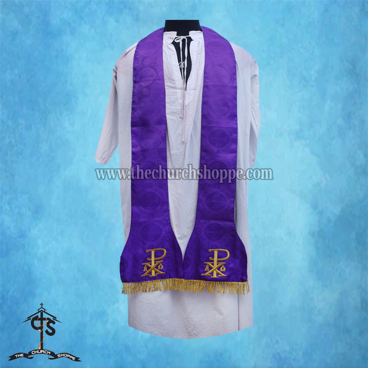 VIOLET ROMAN FIDDLEBACK CHASUBLE AND MASS SET WITH PELICAN EMBROIDERY - Image 4